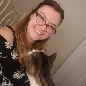 Meet your Posher, Amanda